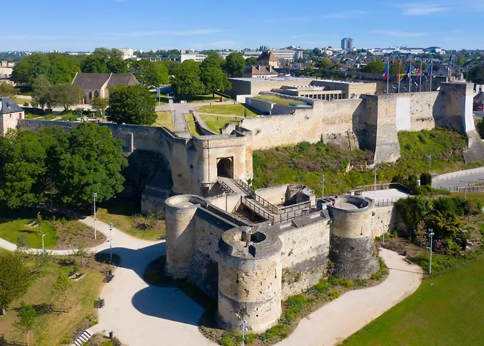 La Logia - Magnífico T3 - Confort - 2 Apartamento *