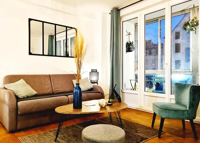 La Logia - Magnífico T3 - Confort - 2 Apartamento *